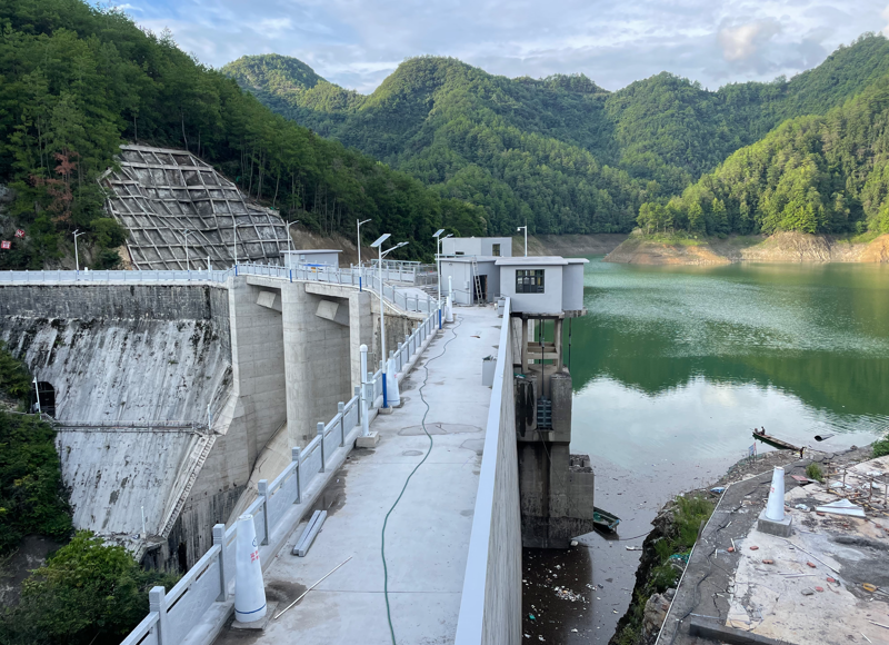 湖南省溆浦縣金家洞水庫大壩智能安全監(jiān)測